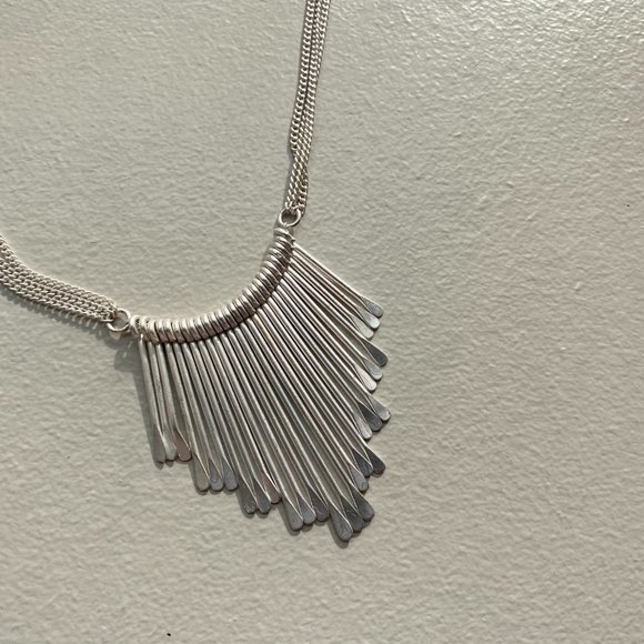 Dainty Unique Necklace - Picture 3 of 4